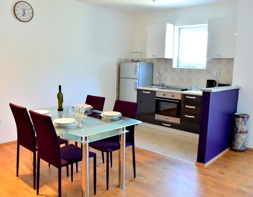 Apartments M&B Podstrana Bagian luar foto